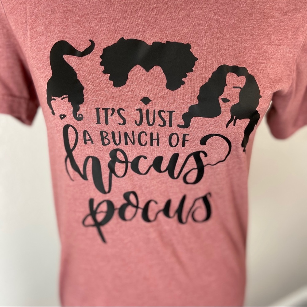 Hocus Pocus Tee size S